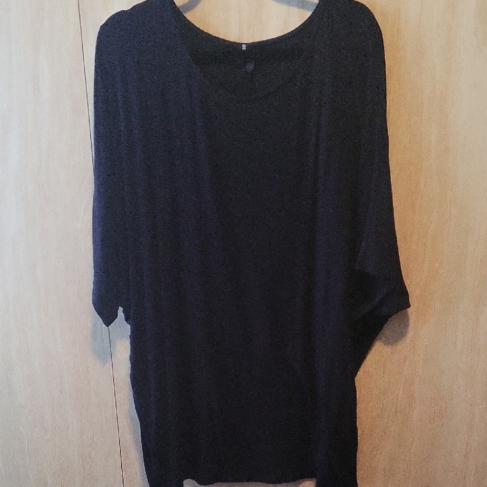 Agnes & Dora Classic Black Top